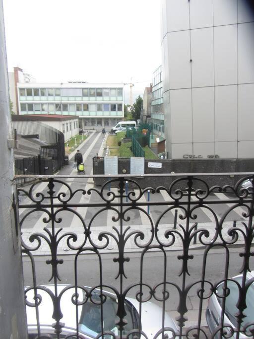 2 Pieces A 7 Mn De Paris